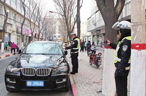 违章占道车没动责任咋认定 